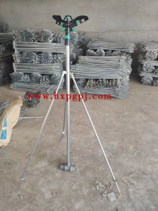 灌溉立桿支架+噴頭